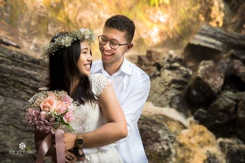 Seja luz ! E sendo assim, fomos pra o Parque Sete Passagens em Miguel Calmon fotografar a Ana Clara e o Itálo. Veja mais no site www.eltonabreu.com
#casamento #noiva #noivas #vestidodenoiva #noivos #noivado #casamentos #casar #noivo #madrinhas #voucasar #'