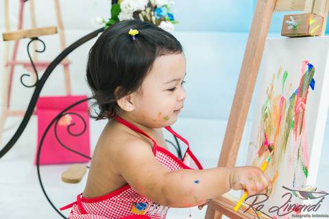 pintando o set Laurinha'