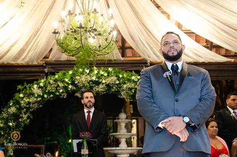 Noivo Aguardando Noiva'