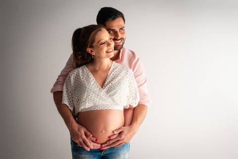 fotografia de gestante em estúdio Jaboticabal, gravida, gestante, 32 semanas de gestação, casual, ensaio gestante casual'
