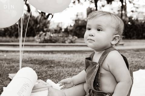 ensaio infantil 1 ano aniversário antônio criança menino bolo parque família diversão'