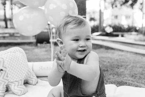 ensaio infantil 1 ano aniversário antônio criança menino bolo parque família diversão'