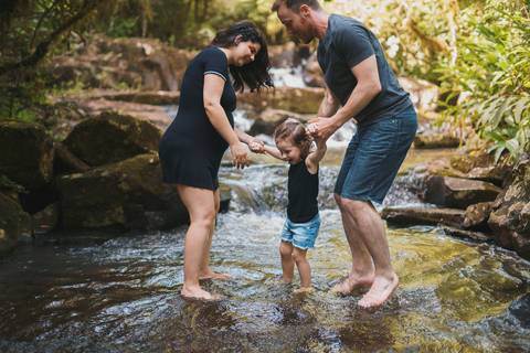 fotografo-felipe-lopes-fotografia-ensaio-de-gestante-na-natureza-reserva-do-paraiso'