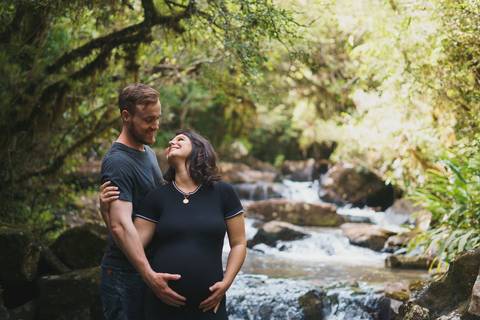 fotografo-felipe-lopes-fotografia-ensaio-de-gestante-na-natureza-reserva-do-paraiso'