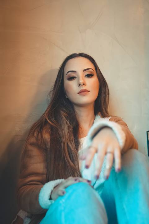 fotógrafo-em-osório-felipe-lopes-fotografia-ensaio-feminino-em-cafeteria-interno-em-tramandaí'