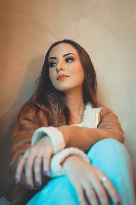 fotógrafo-em-osório-felipe-lopes-fotografia-ensaio-feminino-em-cafeteria-interno-em-tramandaí'