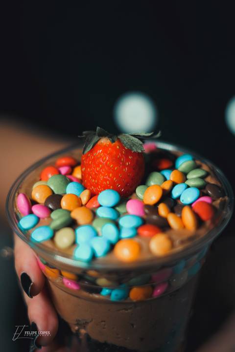 fotografo-em-osorio-rio-grande-do-sul-ensaio-empresarial-doceria-interno-estudio-confeiteira'