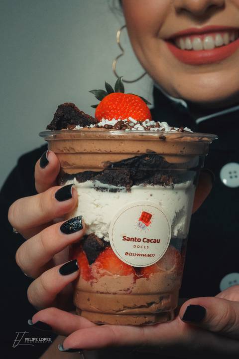 fotografo-em-osorio-rio-grande-do-sul-ensaio-empresarial-doceria-interno-estudio-confeiteira'