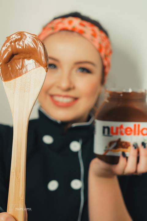 fotografo-em-osorio-rio-grande-do-sul-ensaio-empresarial-doceria-interno-estudio-confeiteira'