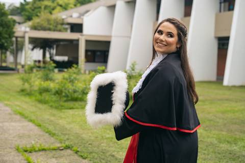 ensaio-de-toga-formatura-de-gastronomia-fotografo-em-osorio-felipe-lopes-fotografia'