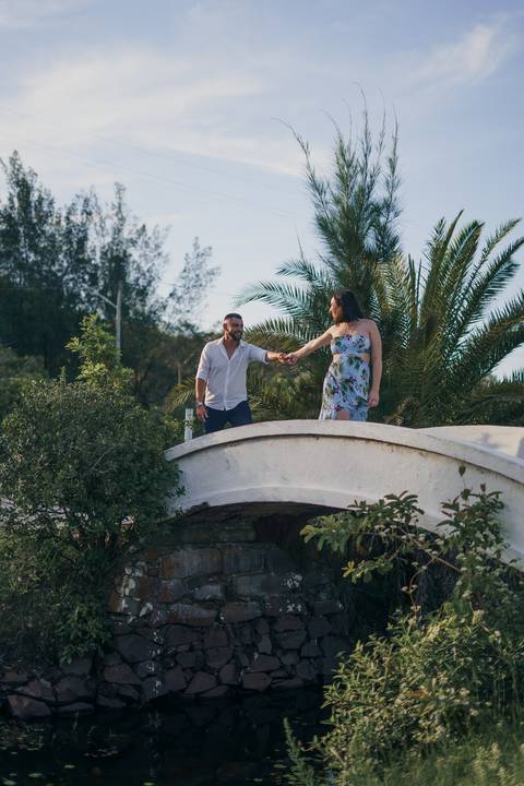 fotografo-de-osorio-felipe-lopes-fotografia-ensaio-de-gestante-familia-dois-filhos-na-natureza-externo-em-torres'