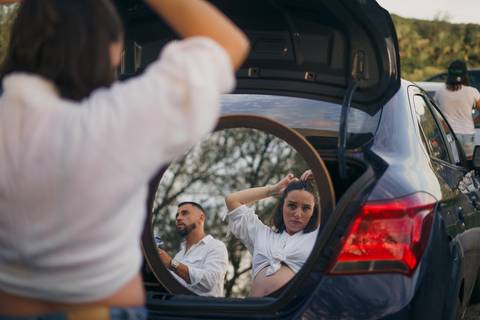 fotografo-de-osorio-felipe-lopes-fotografia-ensaio-de-gestante-familia-dois-filhos-na-natureza-externo-em-torres'