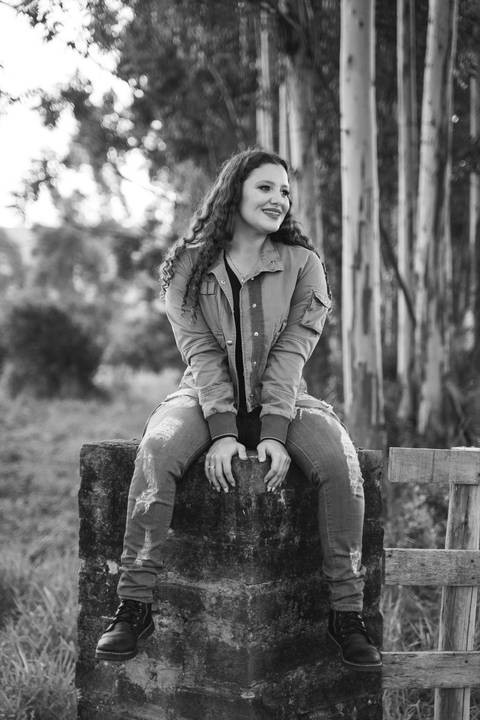 felipe-lopes-fotografia-fotografo-em-osorio-ensaio-de-15-quinze-anos-book-externo-em-osorio-na-natureza'