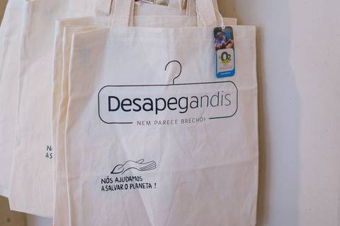 felipe-lopes-fotografia-fotografo-em-osorio-rio-grande-do-sul-evento-empresarial-de-marca-desapegandis-evento-brecho-de-roupas'