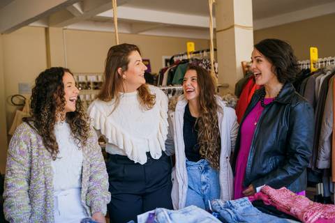 felipe-lopes-fotografia-fotografo-em-osorio-rio-grande-do-sul-evento-empresarial-de-marca-desapegandis-evento-brecho-de-roupas'