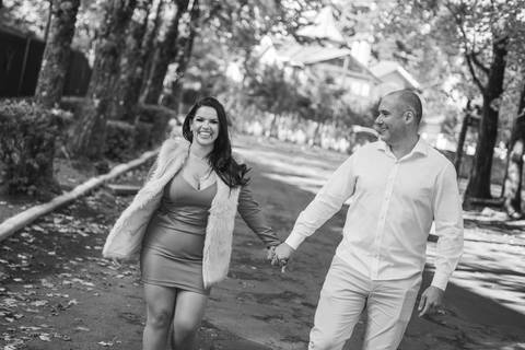 felipe-lopes-fotografia-fotografo-em-osorio-ensaio-de-casal-pre-wedding-em-gramando-rio-grande-do-sul-externo-na-natureza-no-lago-negro-no-centro'