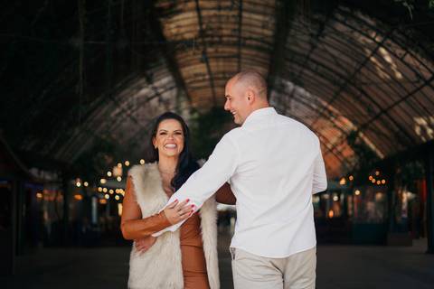 felipe-lopes-fotografia-fotografo-em-osorio-ensaio-de-casal-pre-wedding-em-gramando-rio-grande-do-sul-externo-na-natureza-no-lago-negro-no-centro'