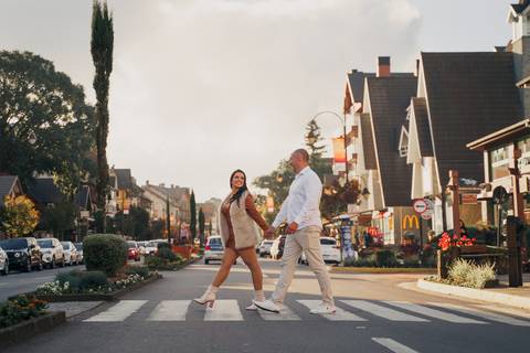felipe-lopes-fotografia-fotografo-em-osorio-ensaio-de-casal-pre-wedding-em-gramando-rio-grande-do-sul-externo-na-natureza-no-lago-negro-no-centro'