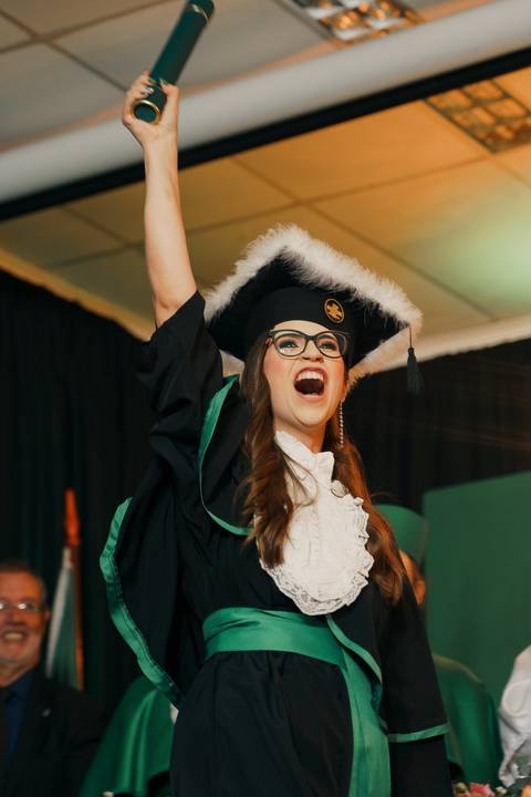 felipe-lopes-fotografia-fotografo-em-osorio-cerimonia-de-formatura-colacao-de-grau-biomedicina-cnec'