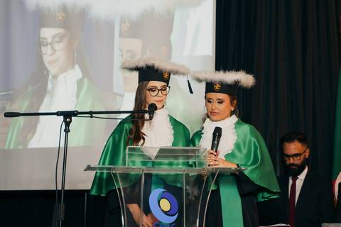 felipe-lopes-fotografia-fotografo-em-osorio-cerimonia-de-formatura-colacao-de-grau-biomedicina-cnec'