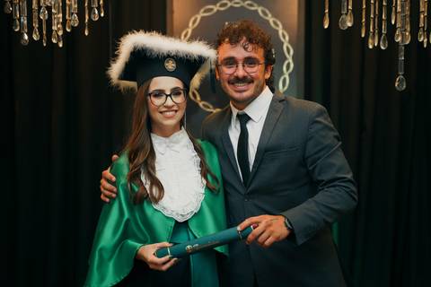 felipe-lopes-fotografia-fotografo-em-osorio-cerimonia-de-formatura-colacao-de-grau-biomedicina-cnec'