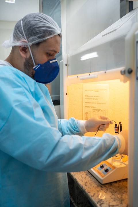 felipe-lopes-fotografia-fotografo-em-osorio-rio-grande-do-sul-ensaio-empresarial-de-marca-corporativo-de-farmacia-de-manipulacao-farmaceutica-produtos'