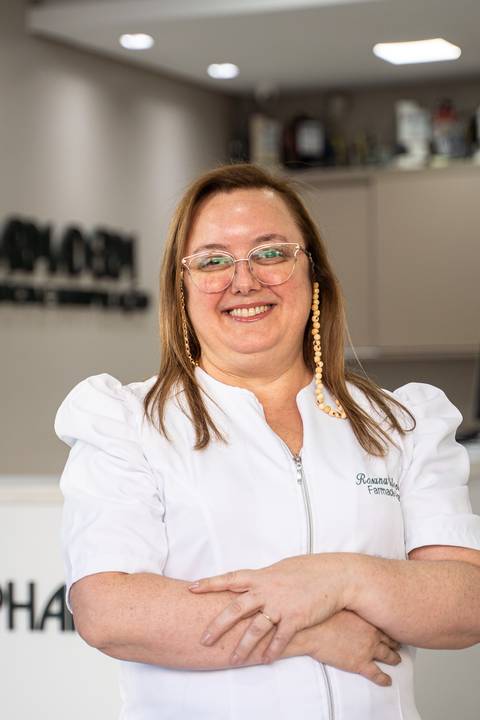 felipe-lopes-fotografia-fotografo-em-osorio-rio-grande-do-sul-ensaio-empresarial-de-marca-corporativo-de-farmacia-de-manipulacao-farmaceutica-produtos'