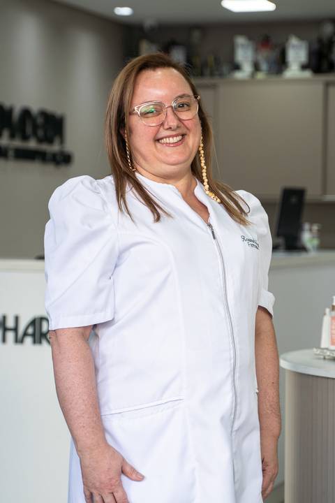 felipe-lopes-fotografia-fotografo-em-osorio-rio-grande-do-sul-ensaio-empresarial-de-marca-corporativo-de-farmacia-de-manipulacao-farmaceutica-produtos'