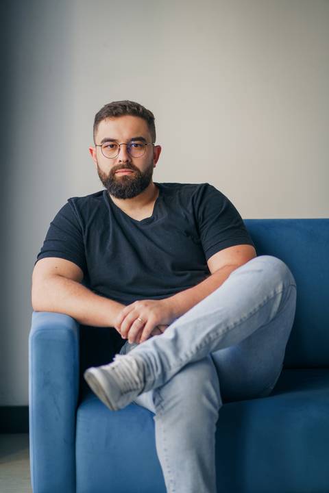 felipe-lopes-fotografia-fotografo-em-osorio-ensaio-empresarial-corporativo-de-empresa-de-assessoria-de-marketing-em-novo-hamburgo-rs-em-escritorio'