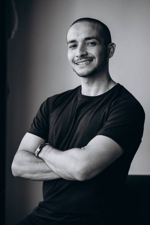 felipe-lopes-fotografia-fotografo-em-osorio-ensaio-empresarial-corporativo-de-empresa-de-assessoria-de-marketing-em-novo-hamburgo-rs-em-escritorio'