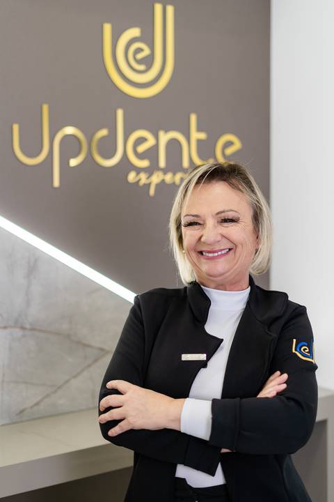 fotografo-em-osorio-felipe-lopes-fotografia-ensaio-empresarial-clinica-dentaria-updente-em-capao-da-canoa-ensaio-corporativo-de-equipe-em-clinica'