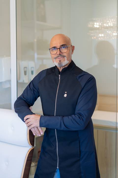 felipe-lopes-fotografia-fotografo-em-osorio-ensaio-empresarial-clinica-medica-apf-med-em-capao-da-canoa-ensaio-corporativo-de-equipe'