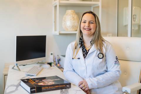 felipe-lopes-fotografia-fotografo-em-osorio-ensaio-empresarial-clinica-medica-apf-med-em-capao-da-canoa-ensaio-corporativo-de-equipe'