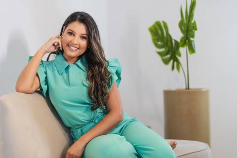 felipe-lopes-fotografia-fotografo-em-osorio-ensaio-empresarial-fonodiologa-ensaio-em-consultorio-clinica'