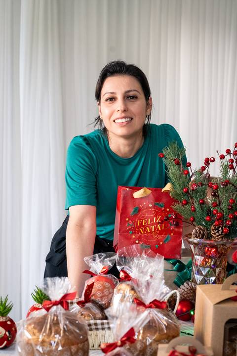 felipe-lopes-fotografia-fotografo-em-osorio-ensaio-de-produtos-amor-brigadeiros-gourmet-fotos-de-panetones'