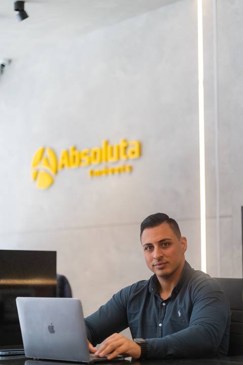 felipe-lopes-fotografia-fotografo-em-osorio-ensaio-empresarial-imobiliaria-de-capao-da-canoa-fotos-de-equipe'