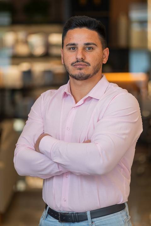 felipe-lopes-fotografia-fotografo-em-osorio-ensaio-empresarial-imobiliaria-de-capao-da-canoa-fotos-de-equipe'