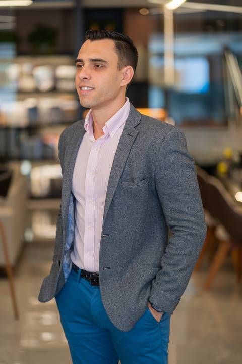 felipe-lopes-fotografia-fotografo-em-osorio-ensaio-empresarial-imobiliaria-de-capao-da-canoa-fotos-de-equipe'