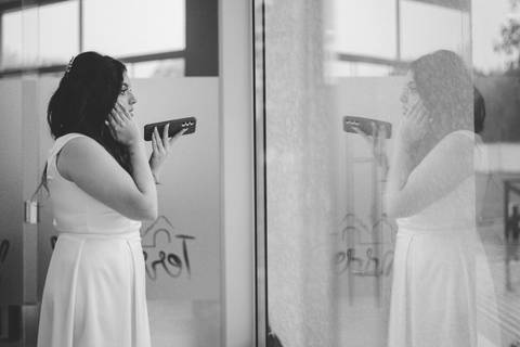 felipe-lopes-fotografia-fotografo-em-osorio-casamento-pre-wedding-ensaio-antes-da-recepcao-de-convidados-em-capao-da-canoa-fotos-da-noiva'