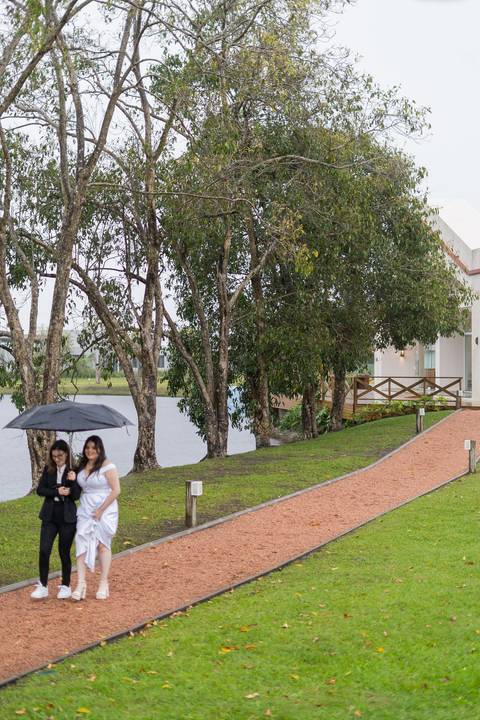 felipe-lopes-fotografia-fotografo-em-osorio-casamento-pre-wedding-ensaio-antes-da-recepcao-de-convidados-em-capao-da-canoa-fotos-do-encontro-dos-noivos'