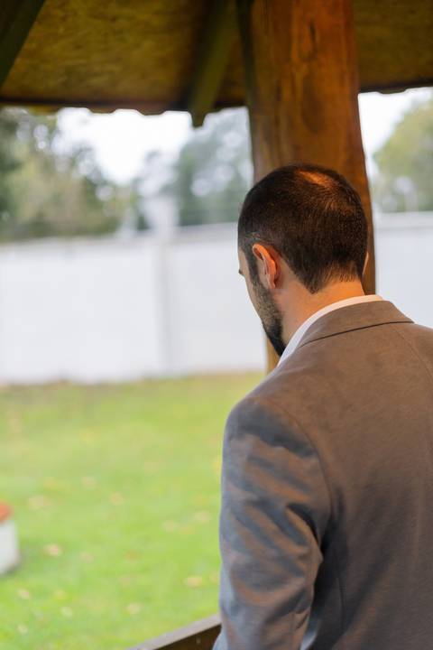 felipe-lopes-fotografia-fotografo-em-osorio-casamento-pre-wedding-ensaio-antes-da-recepcao-de-convidados-em-capao-da-canoa-fotos-do-encontro-dos-noivos'