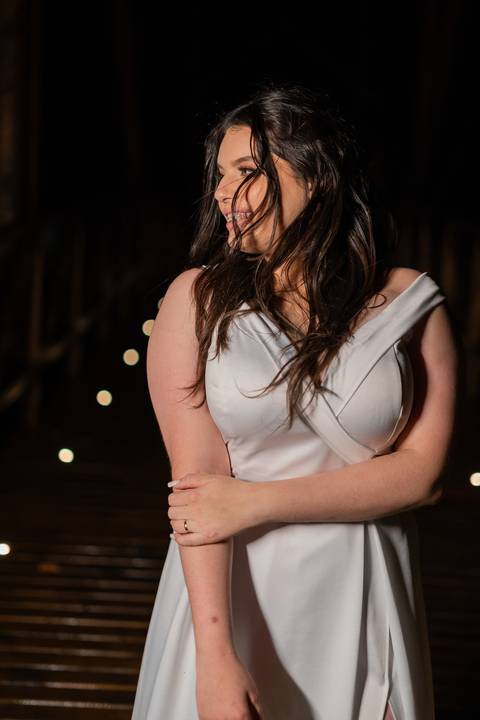 felipe-lopes-fotografia-fotografo-em-osorio-casamento-pre-wedding-ensaio-antes-da-recepcao-de-convidados-em-capao-da-canoa-fotos-noturnas-externas-na-chuva'