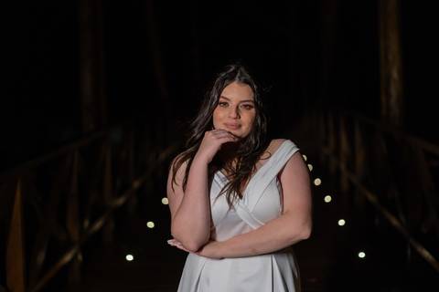 felipe-lopes-fotografia-fotografo-em-osorio-casamento-pre-wedding-ensaio-antes-da-recepcao-de-convidados-em-capao-da-canoa-fotos-noturnas-externas-na-chuva'