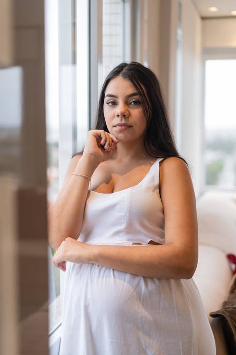 felipe-lopes-fotografia-fotografo-em-osorio-ensaio-empresarial-para-marca-de-roupa-feminina-fotos-internas-em-apartamento-em-capao-da-canoa-loja-de-roupa-feminina-juliana-correia'