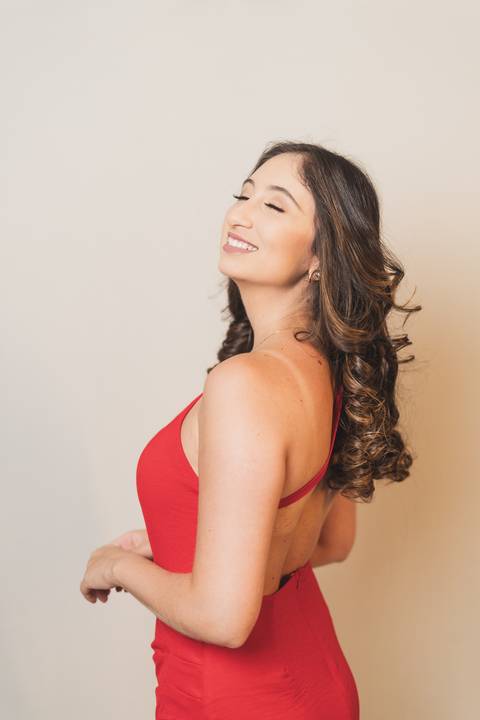 felipe-lopes-fotografia-fotografo-em-osorio-ensaio-feminino-de-aniversaio-em-estudio-com-vela-e-balao-de-festa-em-tramandai'