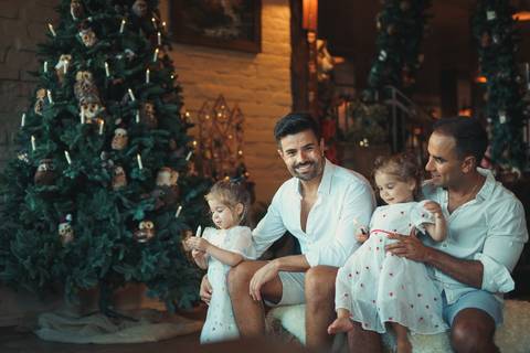 felipe-lopes-fotografia-fotografo-em-osorio-ensaio-de-familia-no-hotel-estribo-em-santo-antonio-da-patrulha-ensaio-na-natureza-espontaneo-piquinique-banho-de-mangueira'