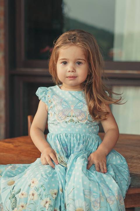 felipe-lopes-fotografia-fotografo-em-osorio-ensaio-de-familia-no-hotel-estribo-em-santo-antonio-da-patrulha-ensaio-na-natureza-espontaneo-piquinique-banho-de-mangueira'