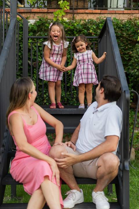 felipe-lopes-fotografia-fotografo-em-osorio-ensaio-de-familia-com-criancas-externo-na-natureza-espontaneo-divertido-brincadeiras-no-hotel-estribo-em-santo-antonio-da-patrulha-RS'