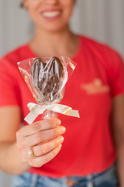 felipe-lopes-fotografia-fotografo-em-osorio-ensaio-empresarial-de-produtos-para-marca-de-doces-amor-brigadeiros-gourmet-osorio-tramandai-RS'