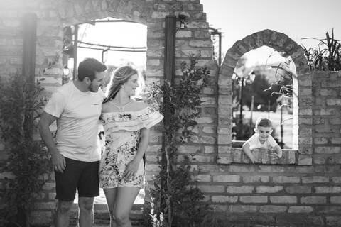 felipe-lopes-fotografia-fotografo-em-osorio-ensaio-de-familia-externo-na-natureza-espontaneo-natural-com-crianca-no-hotel-estribo-em-santo-antonio-da-patrulha-RS'